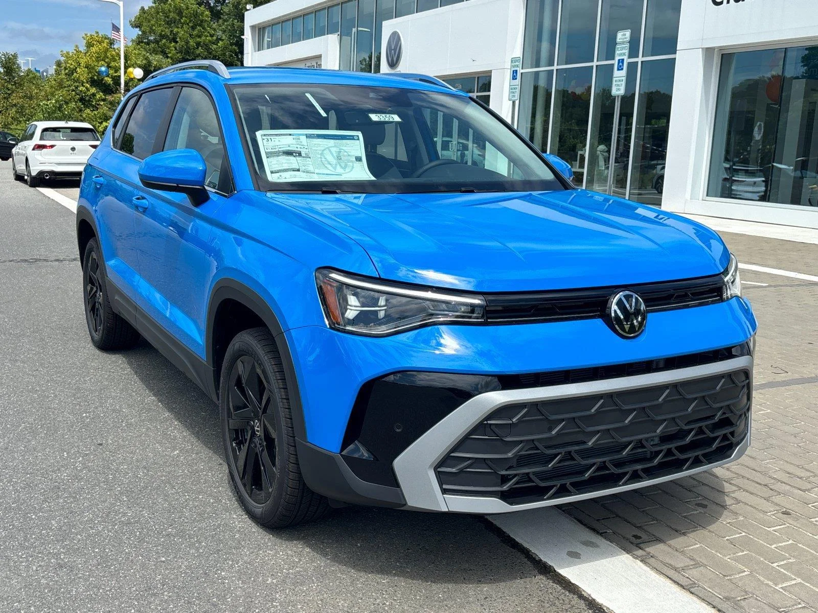 New 2026 Cornflower Blue Volkswagen SE image 7