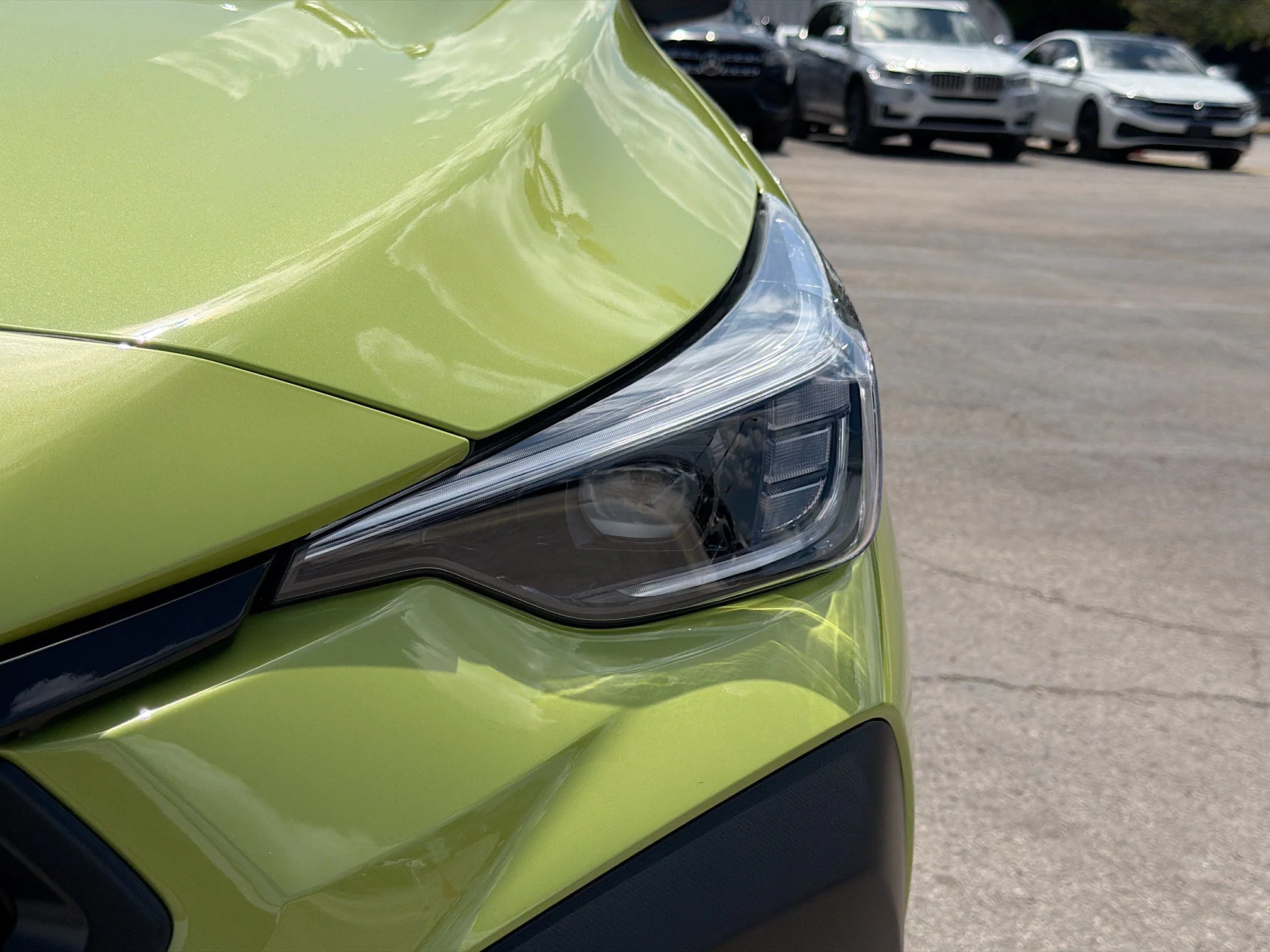 New 2026 Citron Yellow Pearl Subaru Sport Hybrid image 9