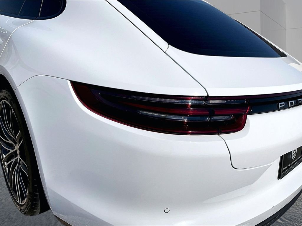 Used 2020 White Porsche  image 19