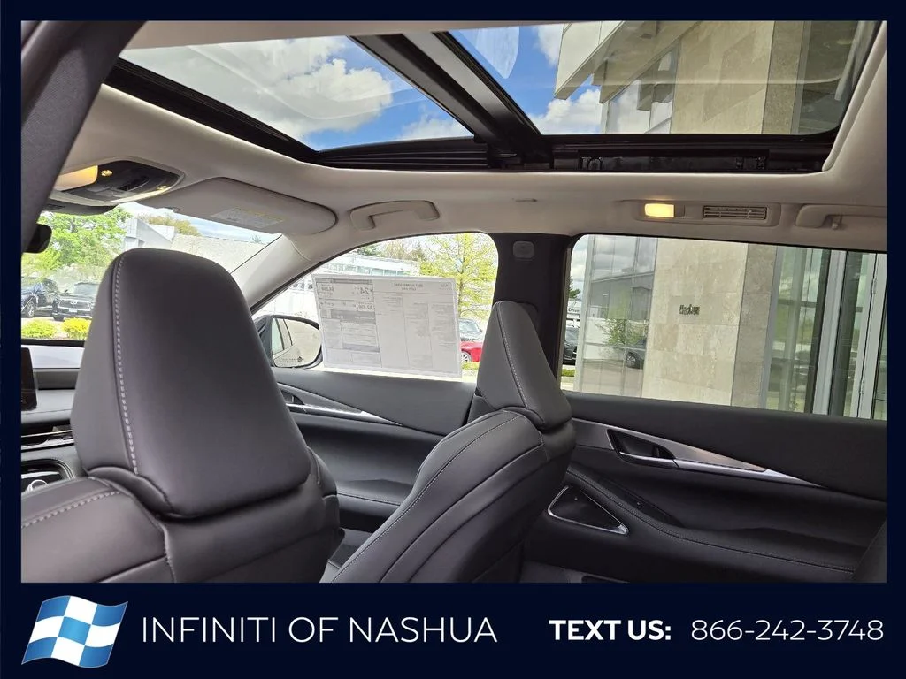 New 2027 GRAPHITE SHADOW INFINITI Luxe AWD image 11