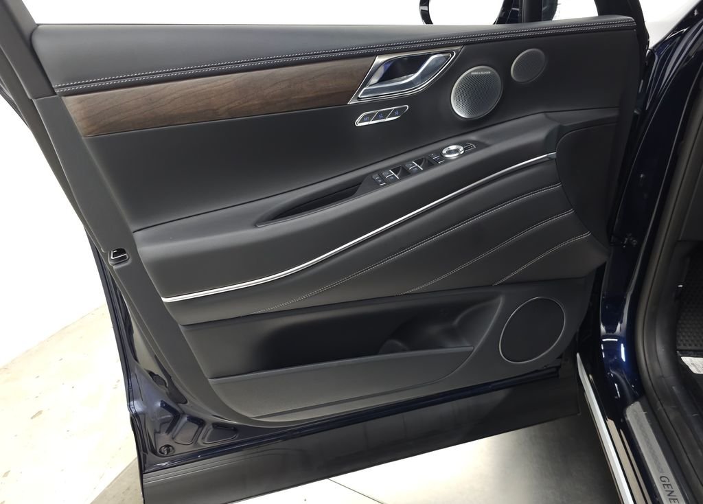 New 2026 Capri Blue Genesis 2.5T ADVANCED image 9
