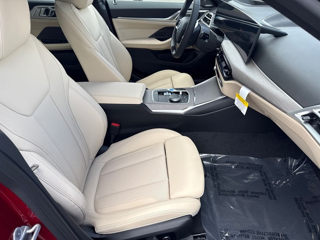 New 2026 Vegas Red Metallic BMW xDrive40 image 13