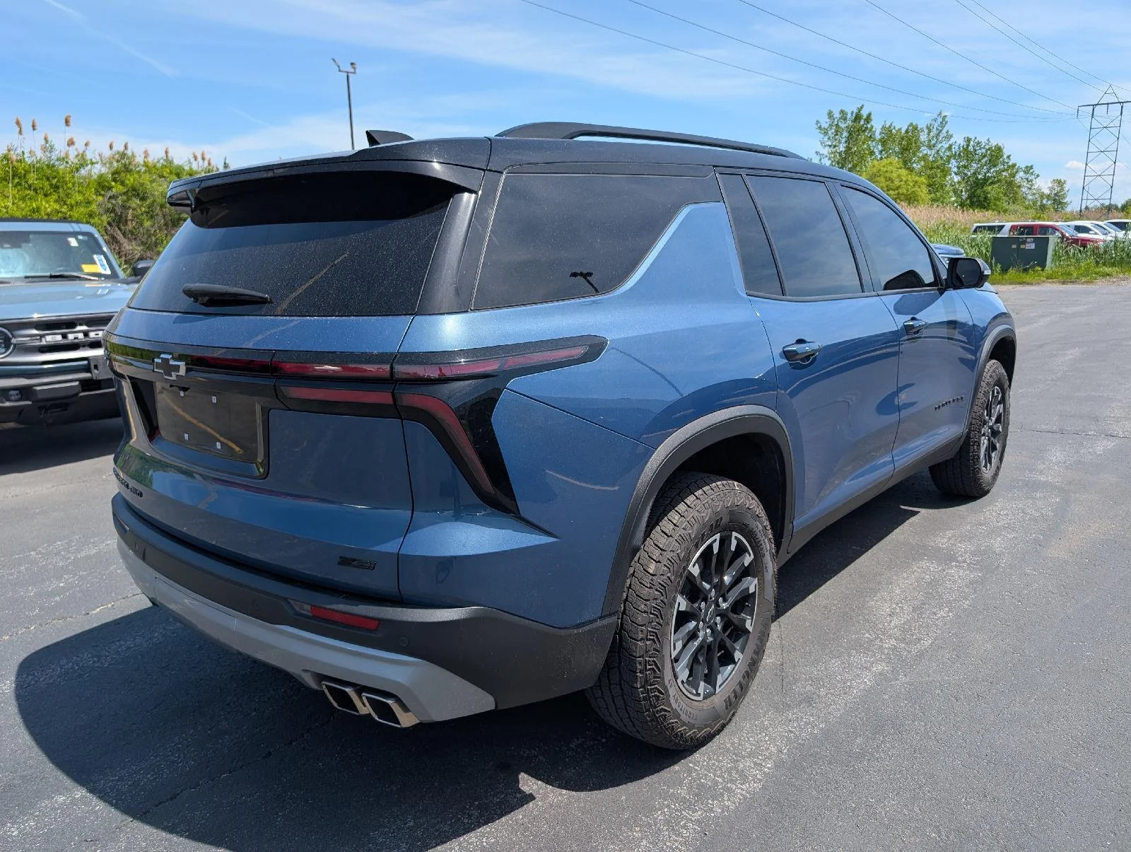 Used 2024 Lakeshore Blue Metallic Chevrolet AWD Z71 image 7