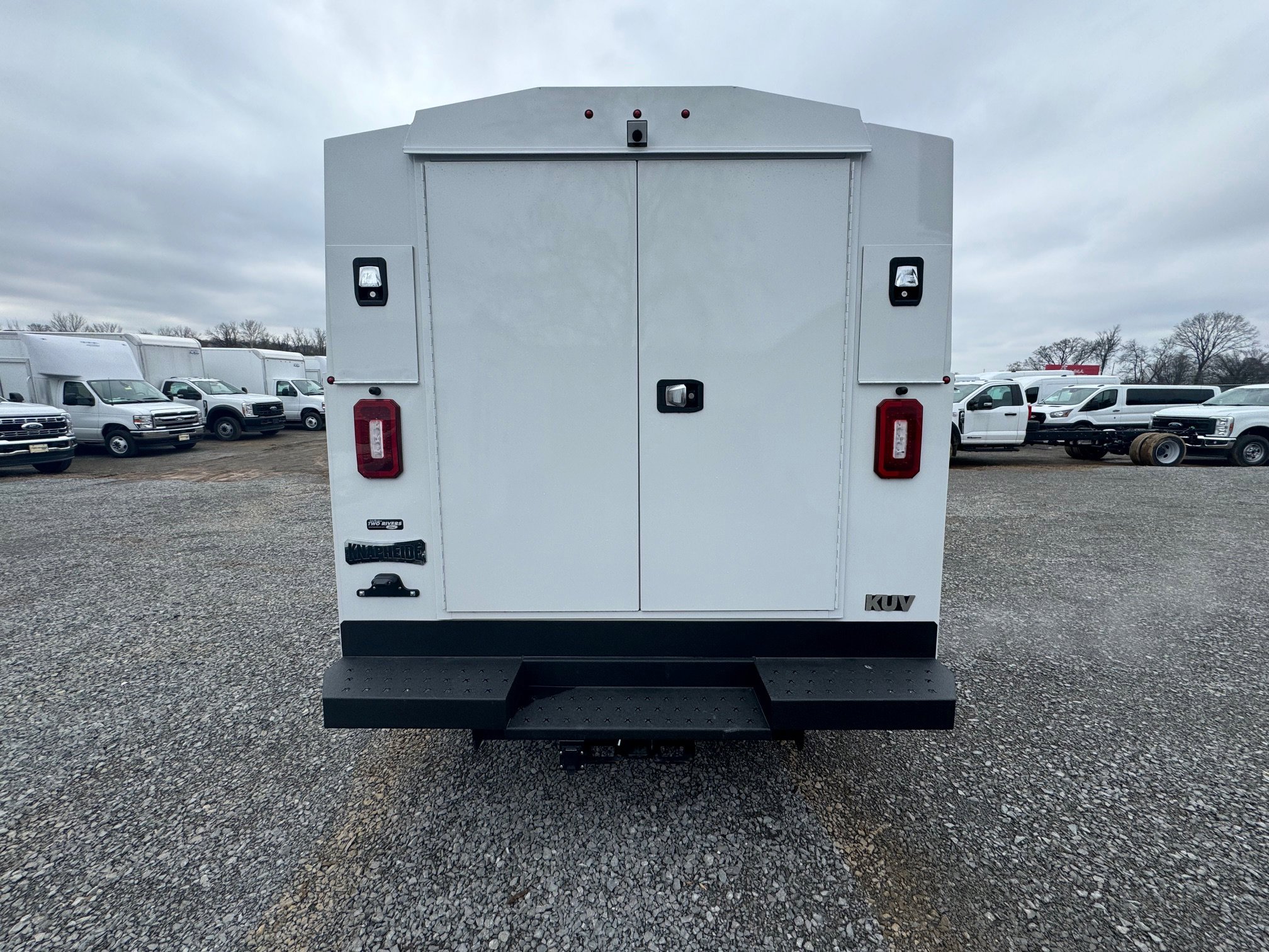New 2026 Oxford White Ford  image 7