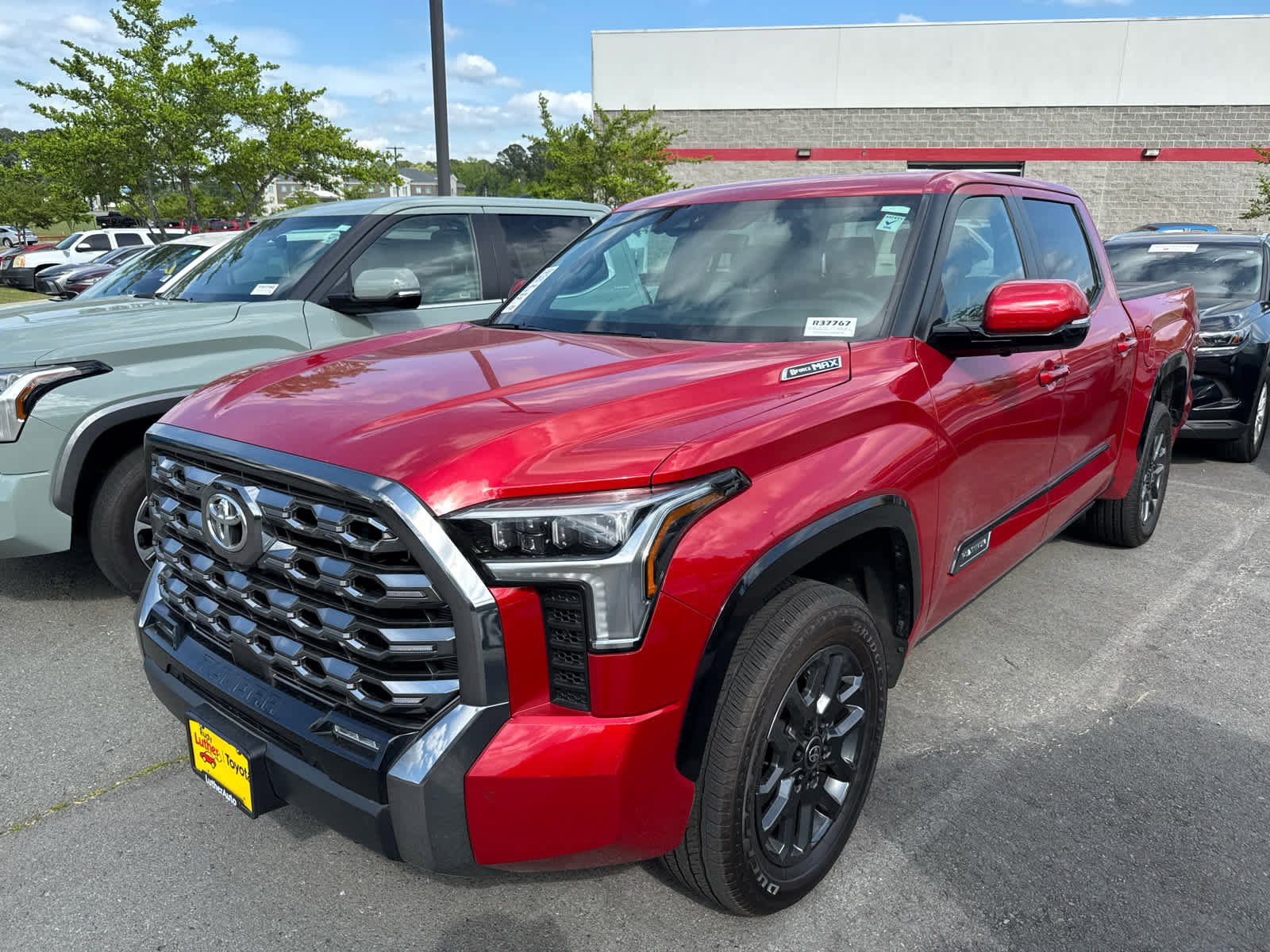 Used 2025 Toyota Tundra Platinum with VIN 5TFNC5DB2SX100536 for sale in Little Rock