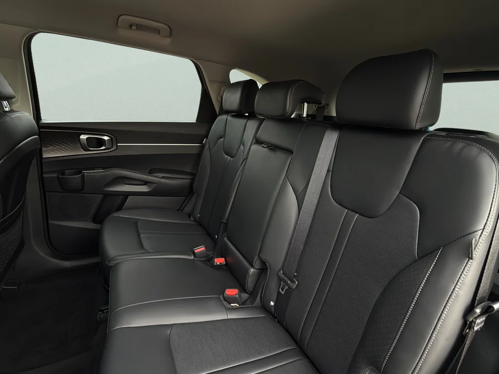 Used 2026 Ebony Black Kia EX image 27