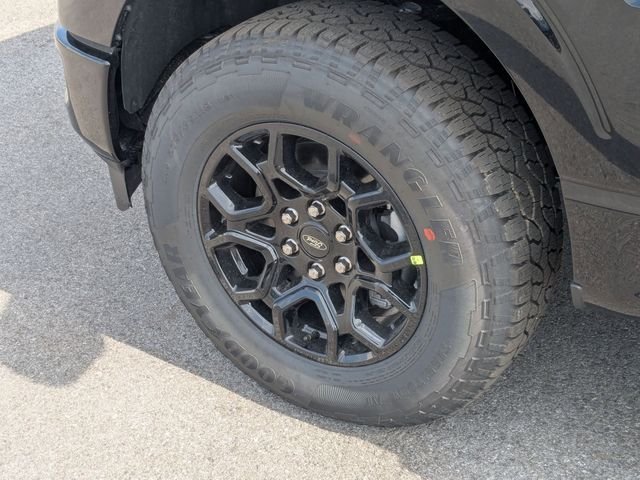 New 2026 Agate Black Metallic Ford XLT image 24