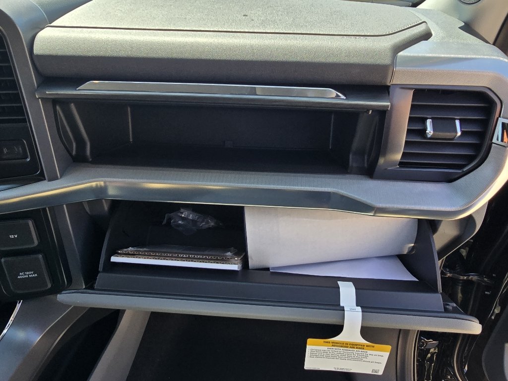 New 2026 Agate Black Metallic Ford Lariat® image 38