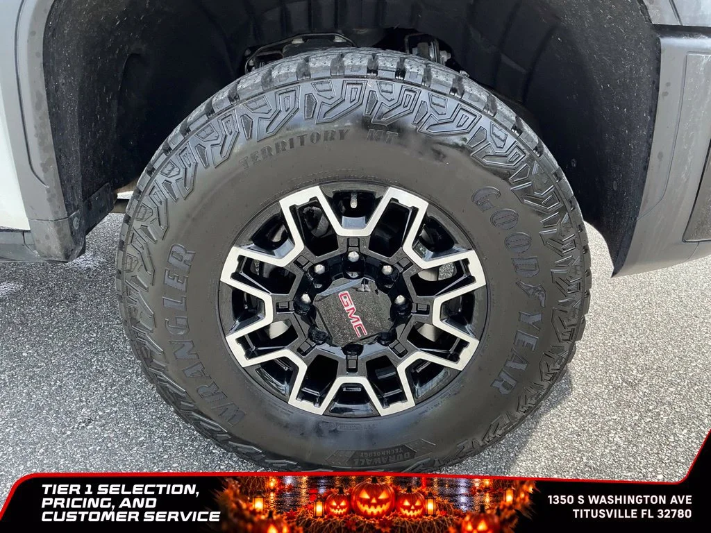 Used 2024 Summit White GMC AT4X image 16