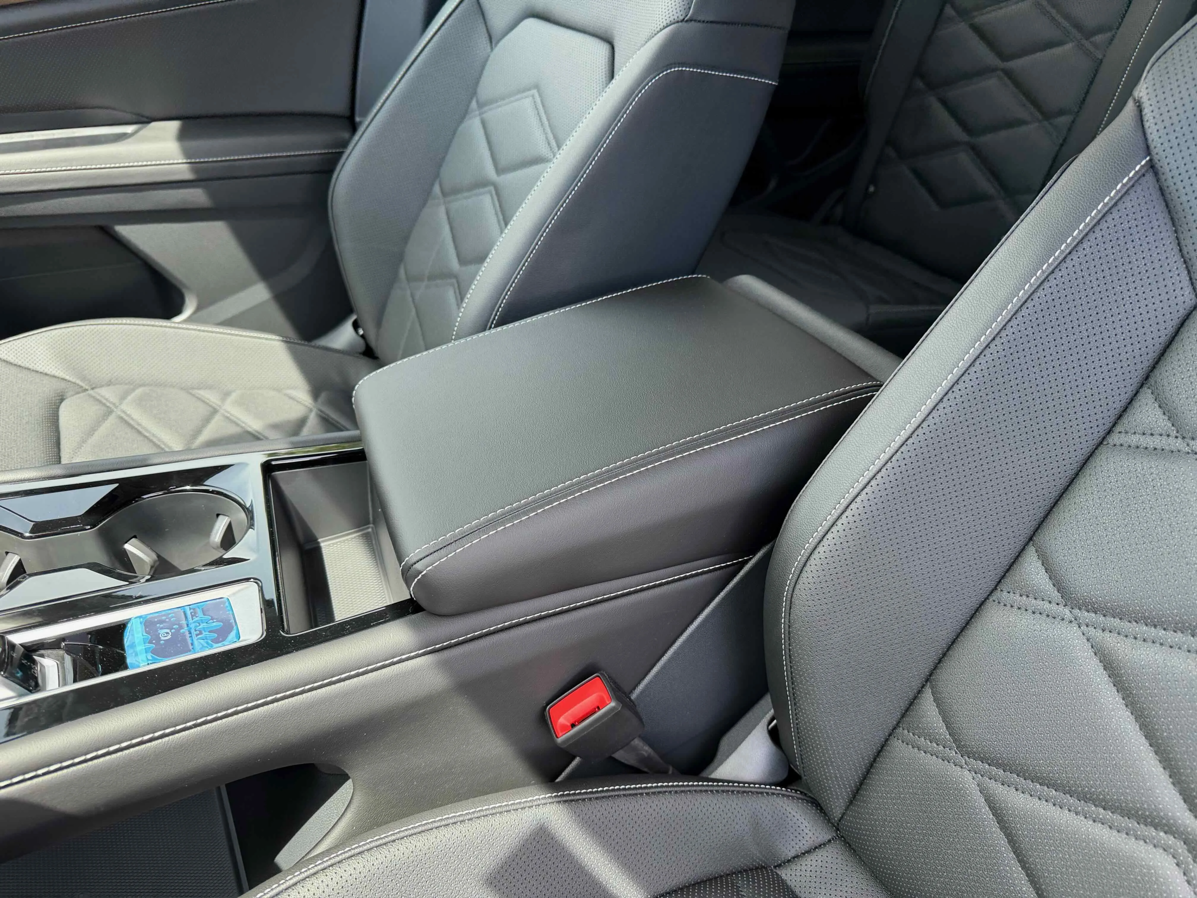 New 2026 Blue Volkswagen 2.0T SE w/Technology image 26