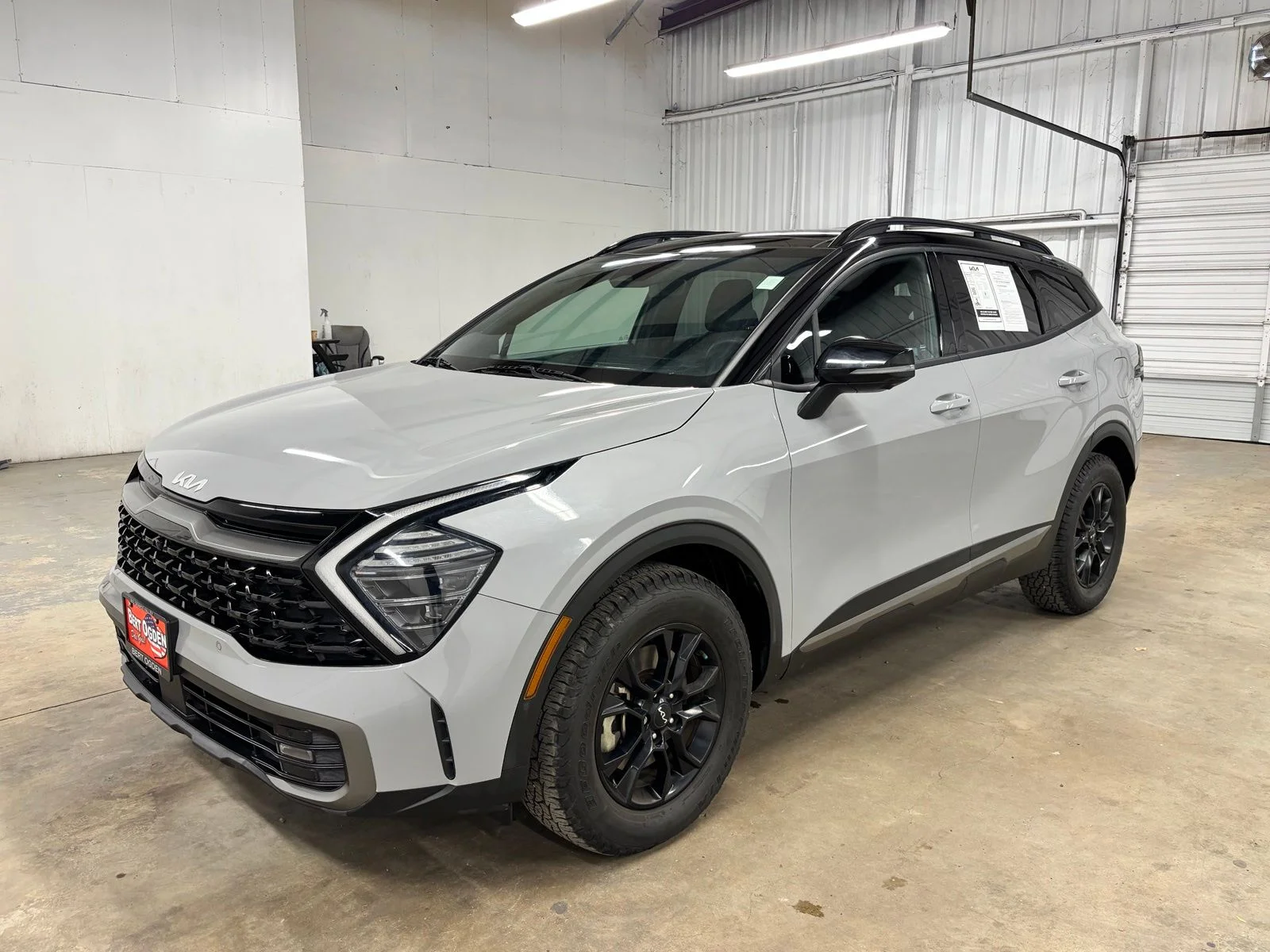 Used 2024 Gray Kia X-Pro Prestige image 3