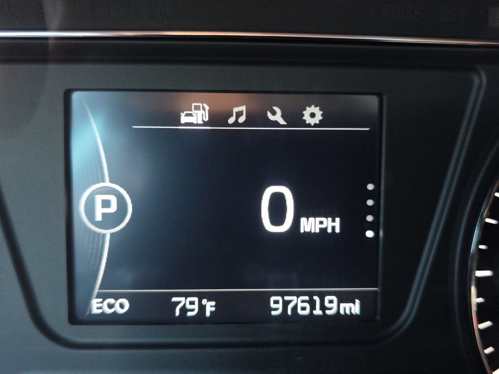 Used 2017 Red Kia 3.3L LX image 17