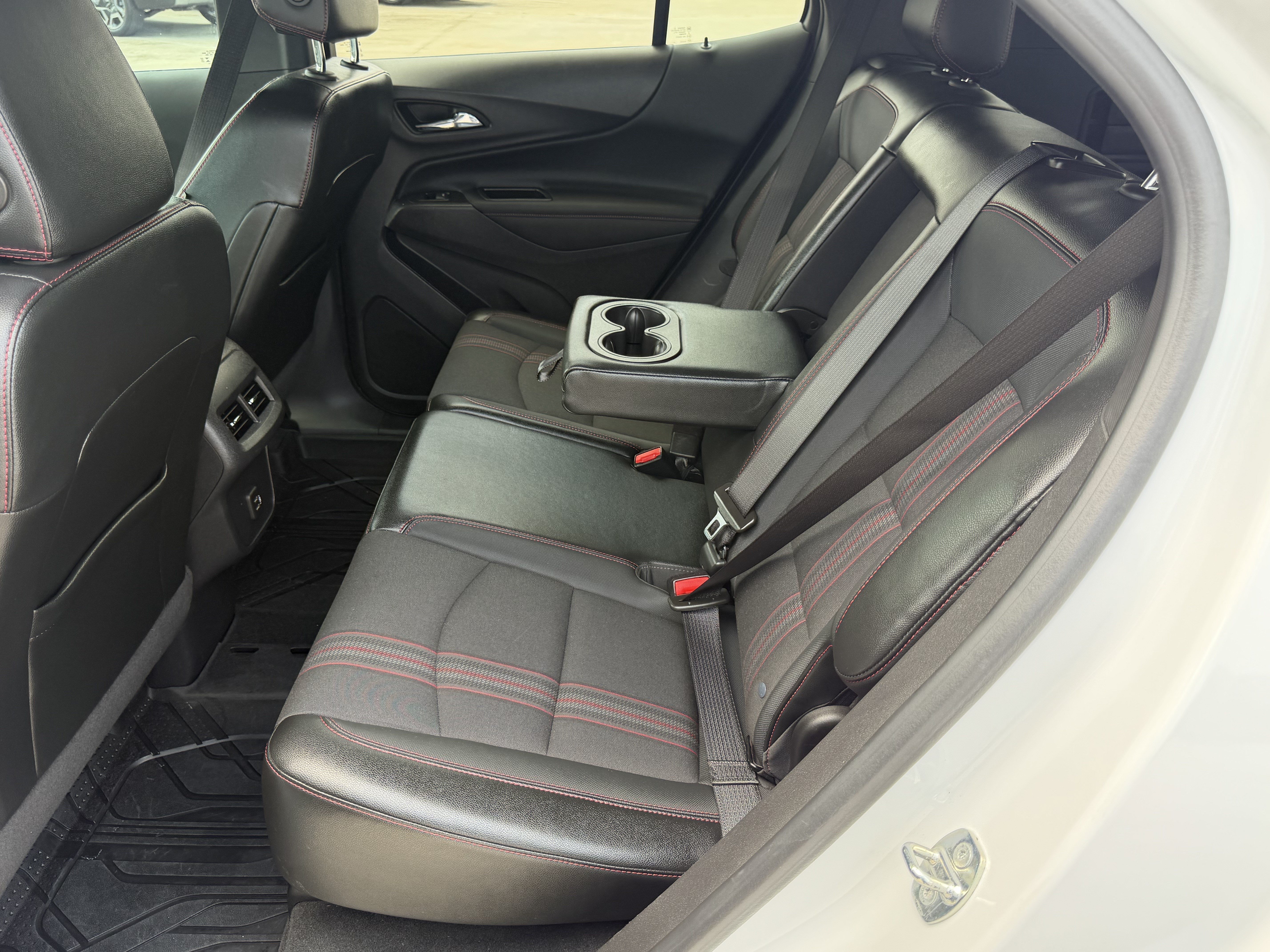 Used 2023 Summit White Chevrolet RS image 28