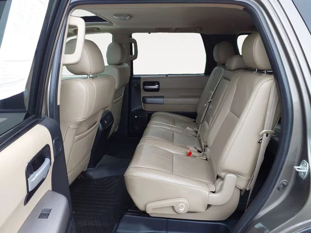 Used 2013 Pyrite Mica Toyota Limited image 13
