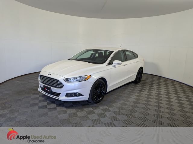 Used 2016 White Ford SE image 5