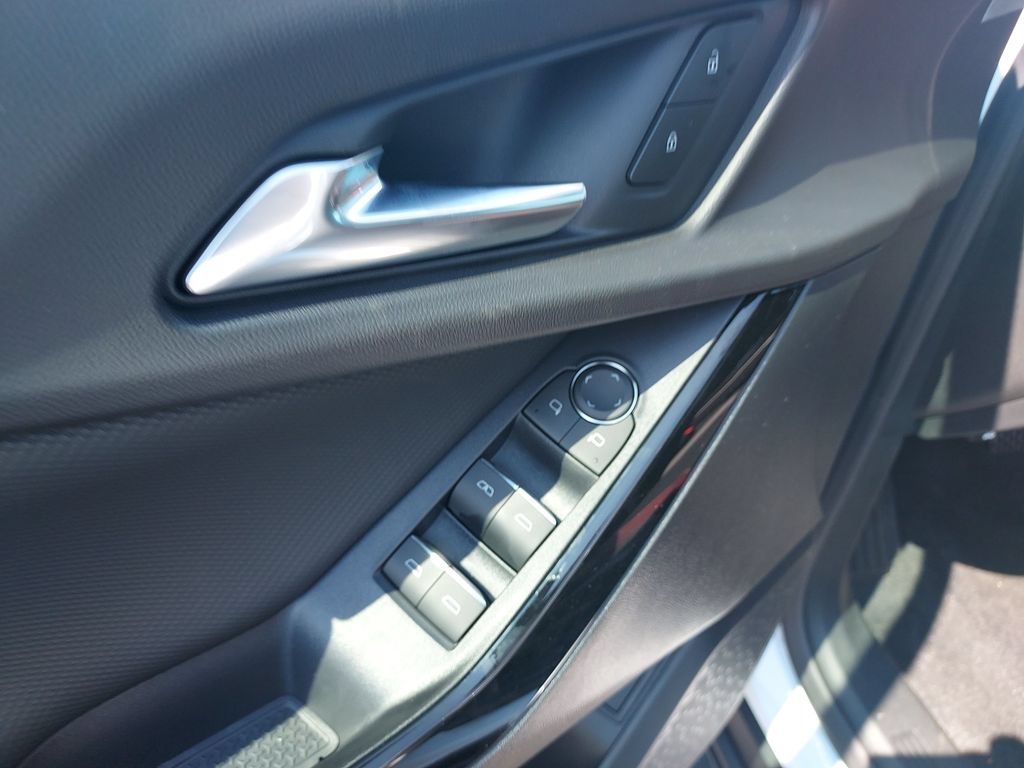 2027 Chevrolet Equinox RS - Photo 11