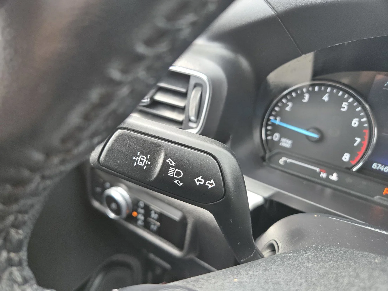 Used 2023  Ford XLT image 21