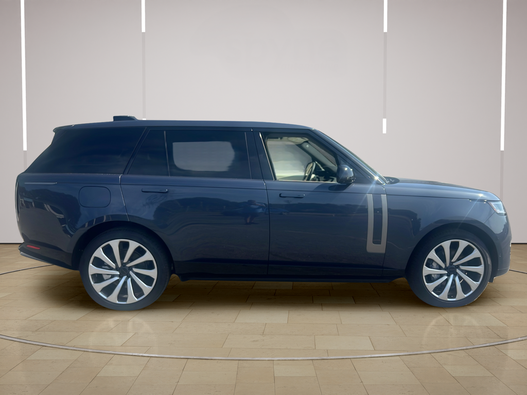 2026 Land Rover Range Rover SE - Photo 8