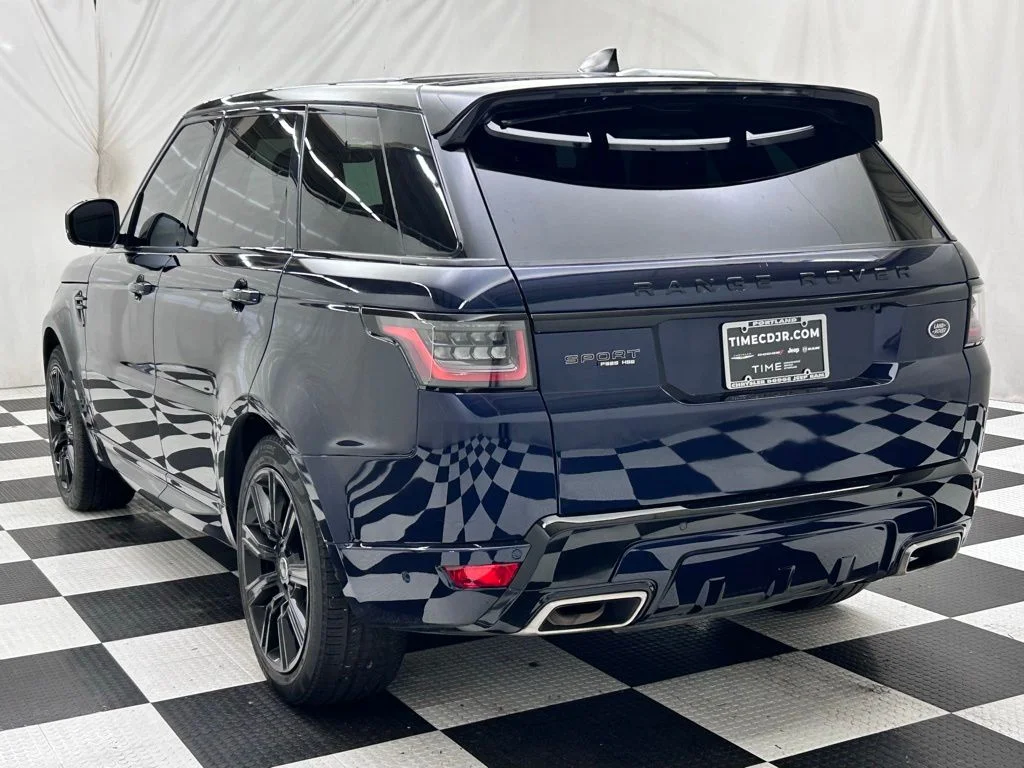 Used 2020 Blue Land Rover HSE Dynamic image 5