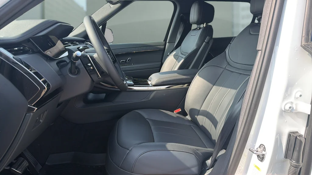 New 2026 White Land Rover Dynamic SE image 16