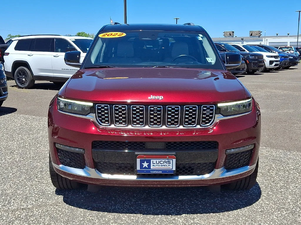 Used 2022 Velvet Red Pearlcoat Jeep Summit image 4