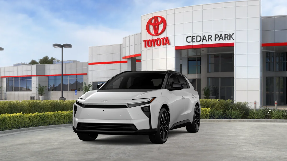 New 2026 Wind Chill Pearl with Midnight Black Metallic roof Toyota Limited image 72