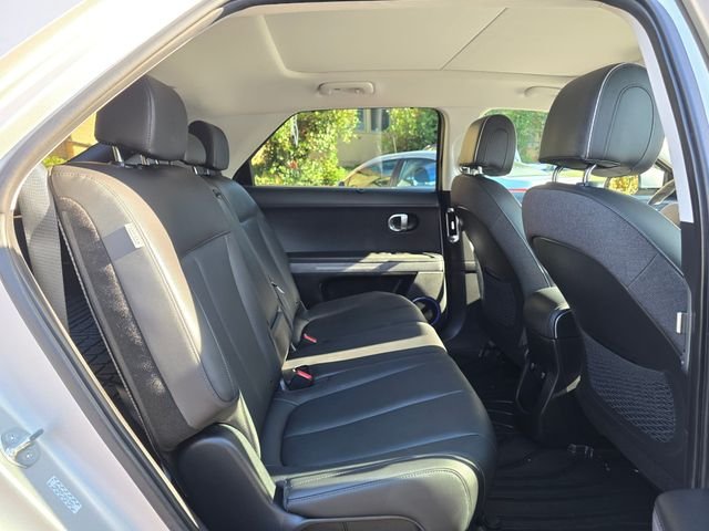 2024 Hyundai IONIQ 5 Limited - Photo 12