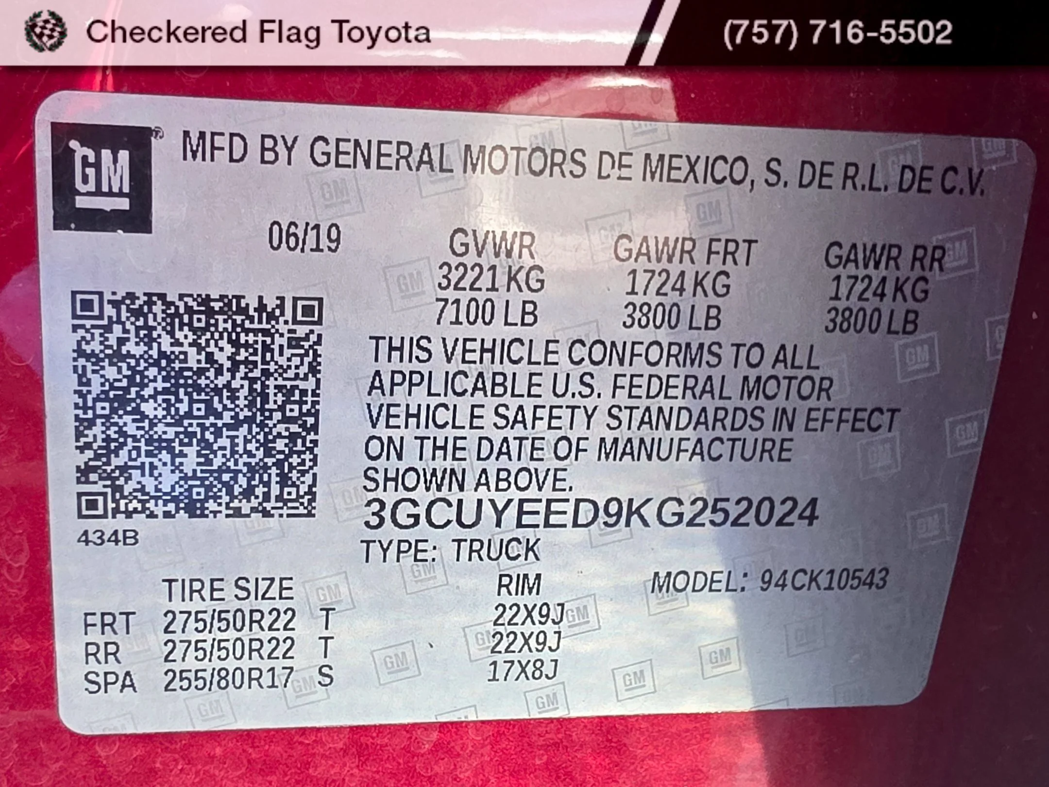Used 2019 Cajun Red Tintcoat Chevrolet RST image 19