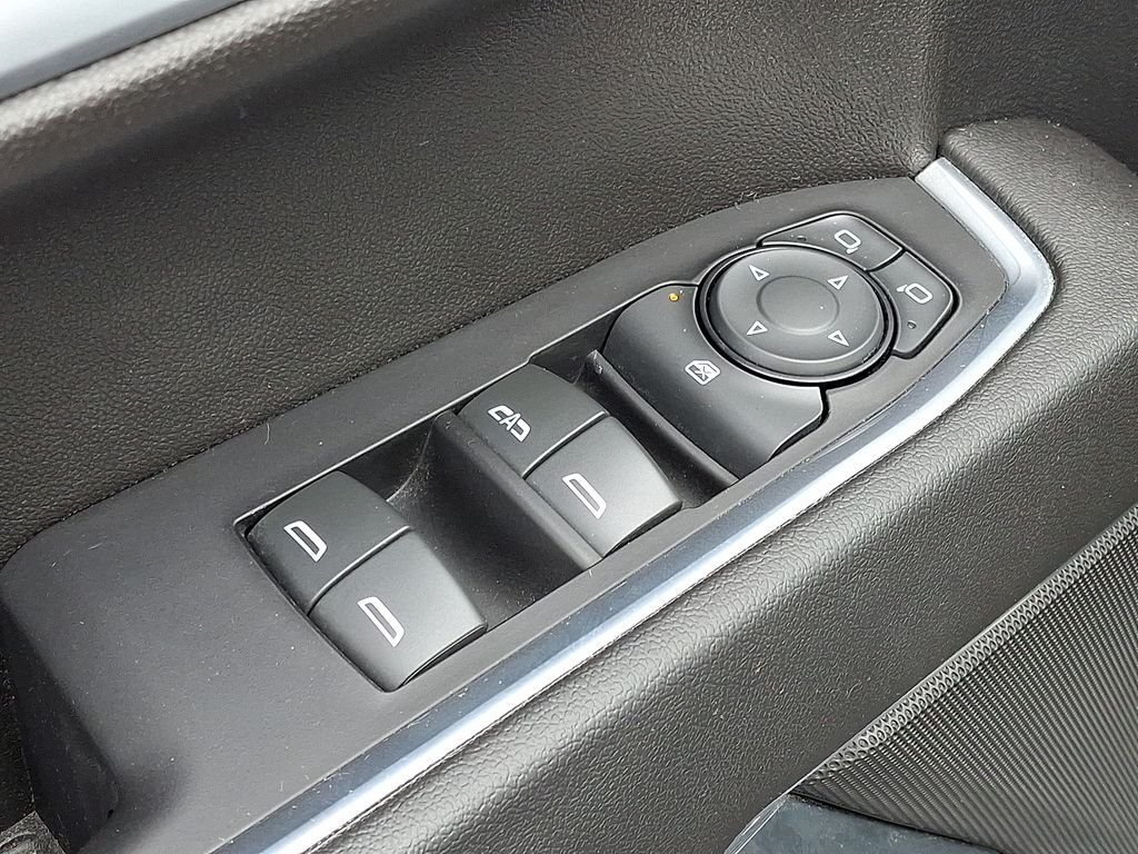 Used 2022 Gray Chevrolet LT image 14