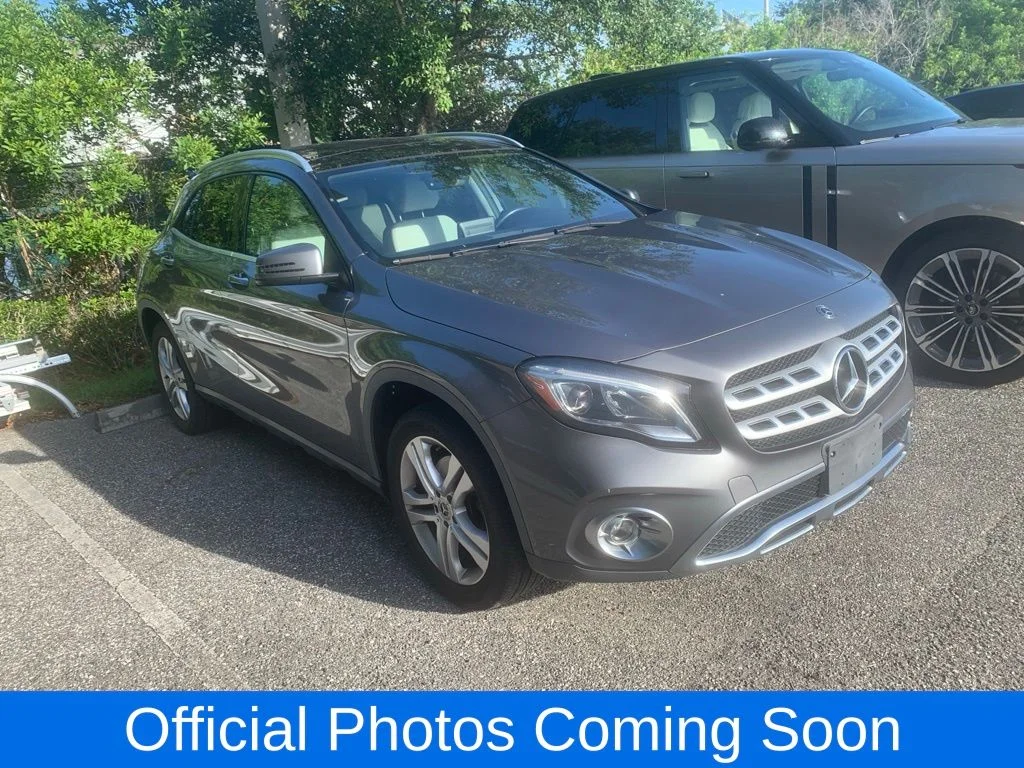Used 2020 Gray Mercedes-Benz GLA 250 image 1