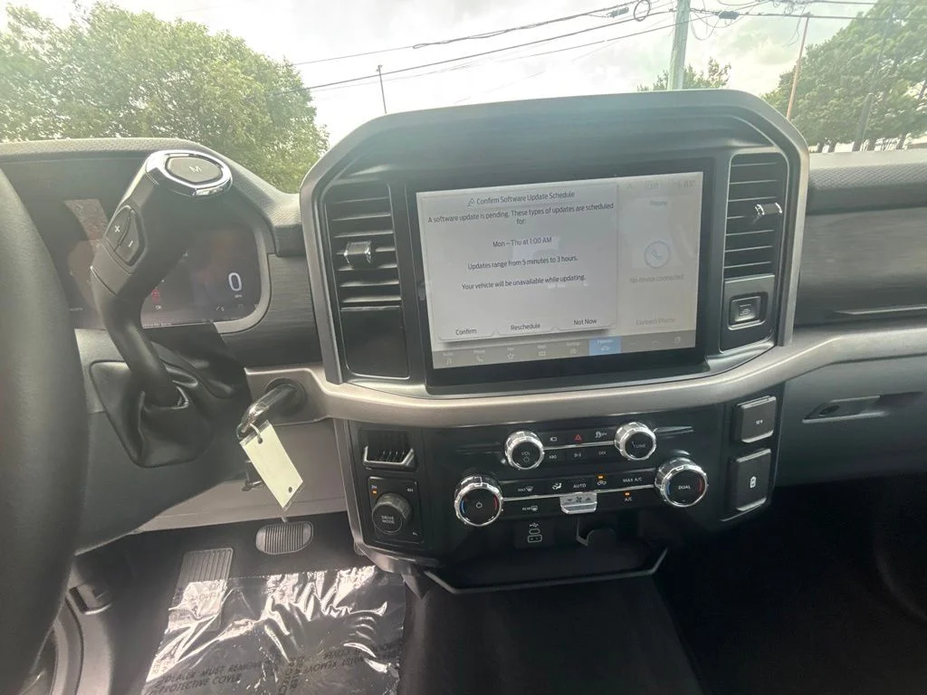 Used 2025 Gray Ford XLT image 14