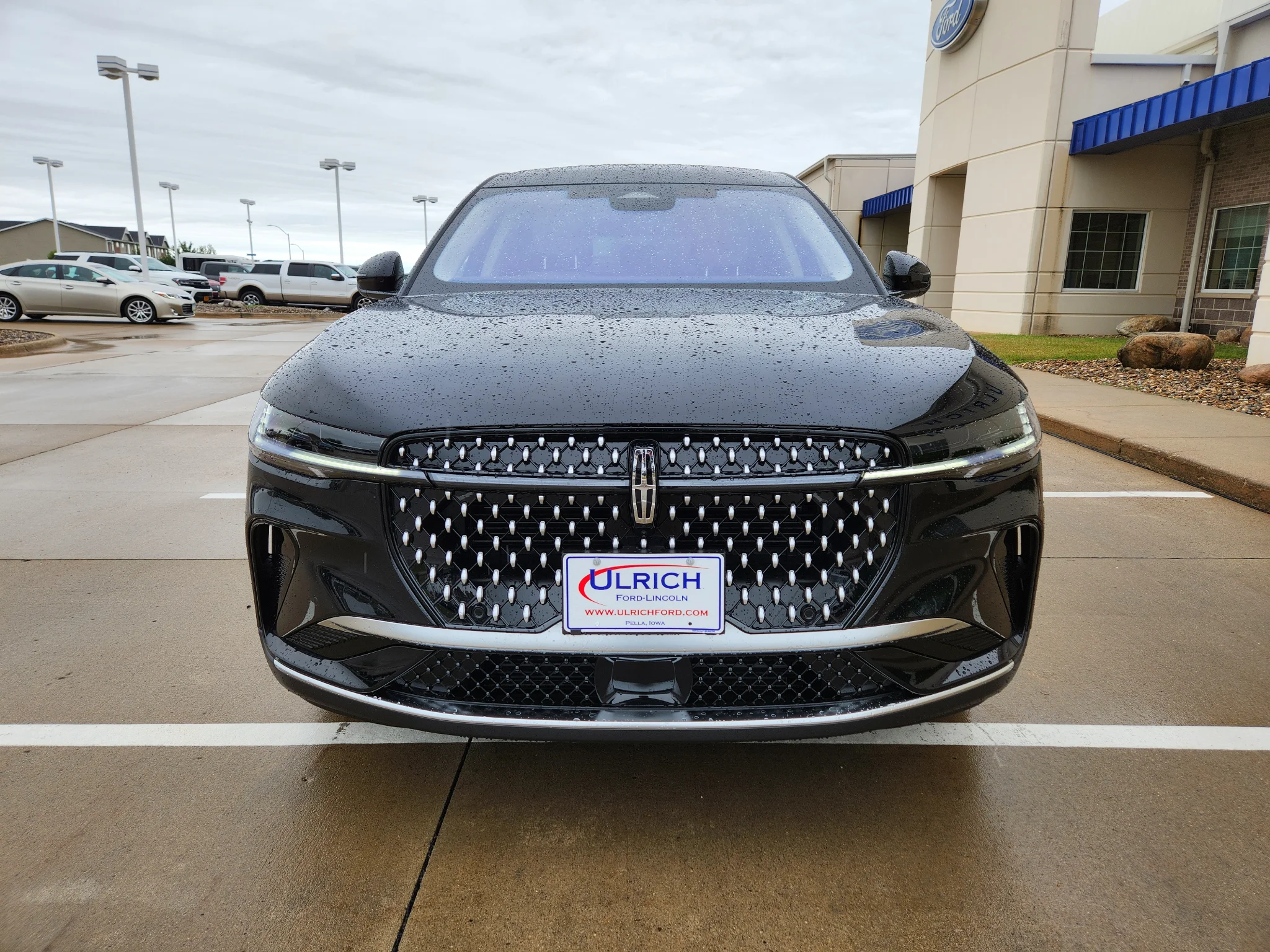 New 2026 Infinite Black Metallic Clearcoat Lincoln Premiere image 4