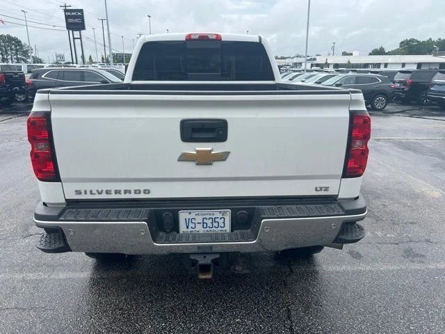 Used 2016 White Chevrolet LTZ image 5