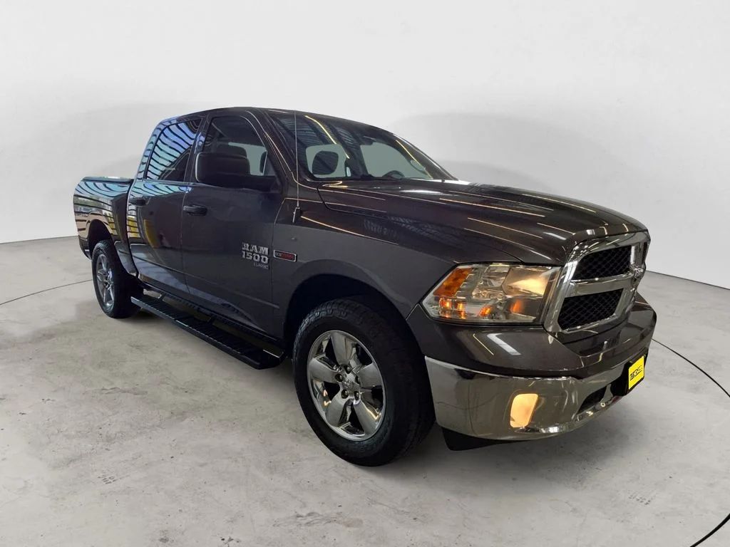 Used 2019 Gray Ram Tradesman image 3