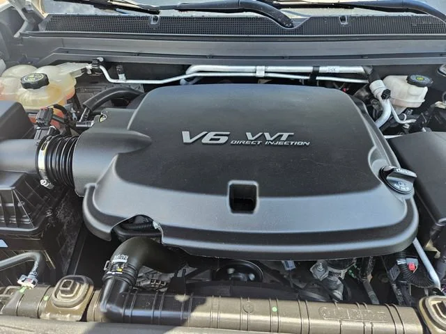 Used 2022 Summit White GMC Elevation image 22