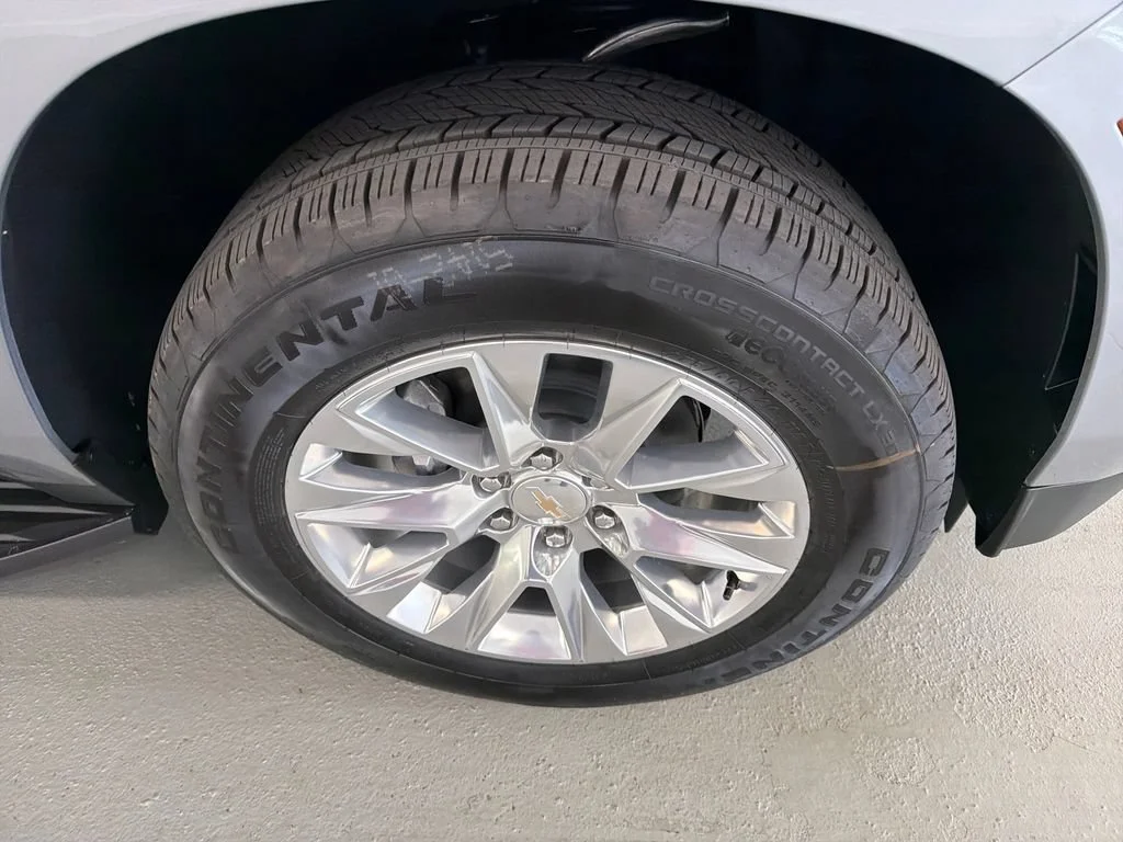 New 2026 Sterling Gray Metallic Chevrolet Premier image 4