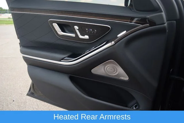 Used 2021 Black Mercedes-Benz S 580 image 17