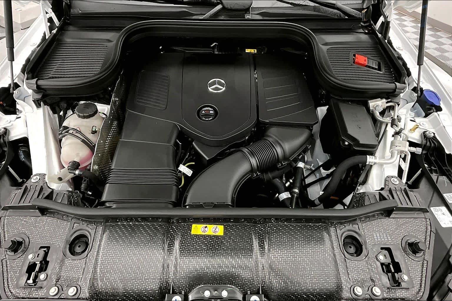 New 2026 Polar White Mercedes-Benz GLE 350 image 9