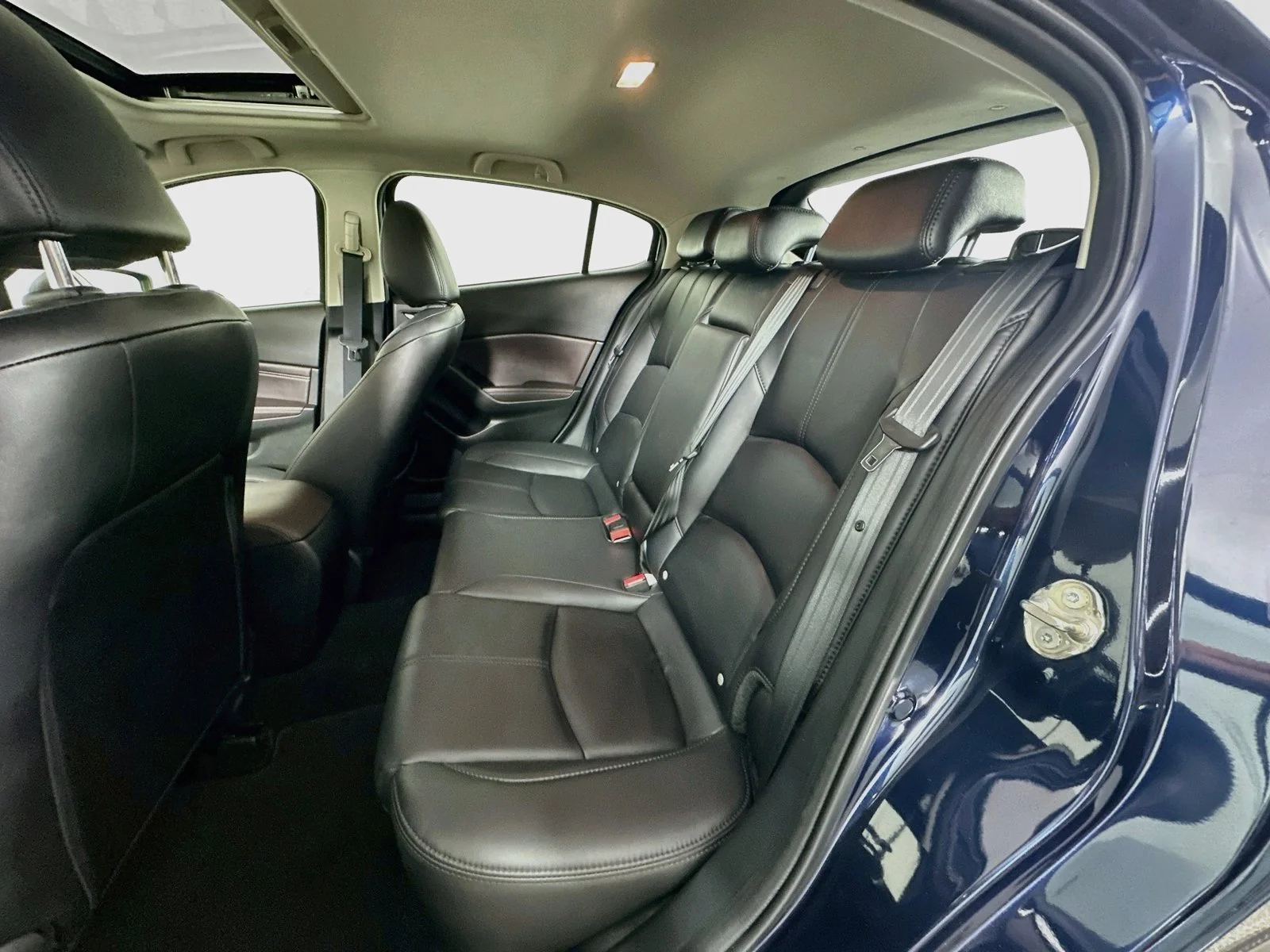 Used 2018 Deep Crystal Blue Mica Mazda Touring image 26