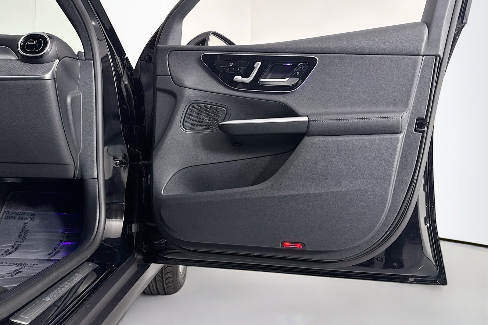 Certified Used 2025 Black Mercedes-Benz 300 image 23