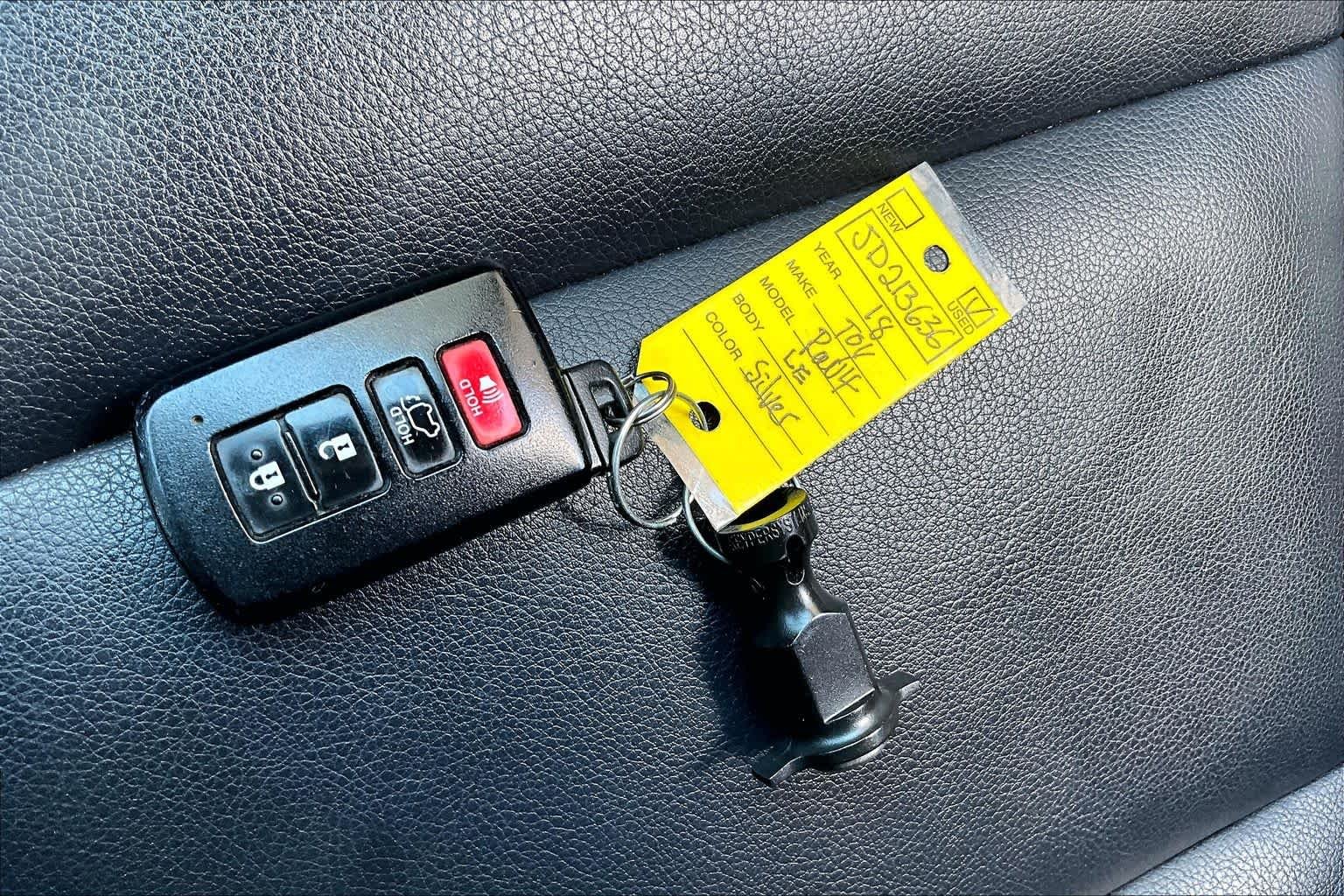 Used 2018 Silver Sky Metallic Toyota Hybrid SE image 15