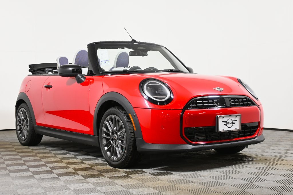 Used 2026 Red MINI  image 17