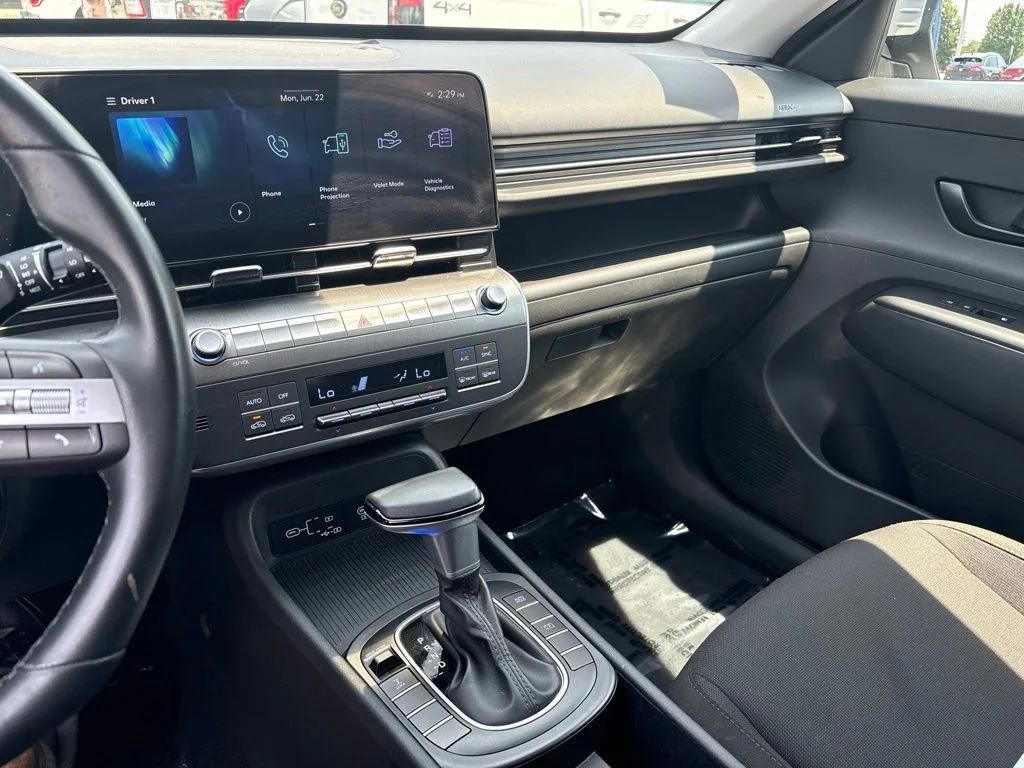 Used 2025 Gray Hyundai SEL image 21