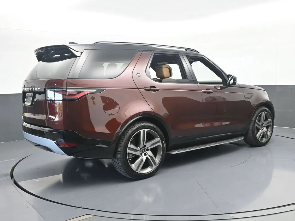 2026 Land Rover Discovery Gemini Edition - Photo 6