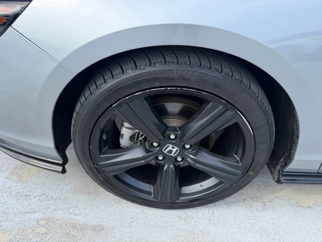 Used 2023  Honda Sport-L image 9