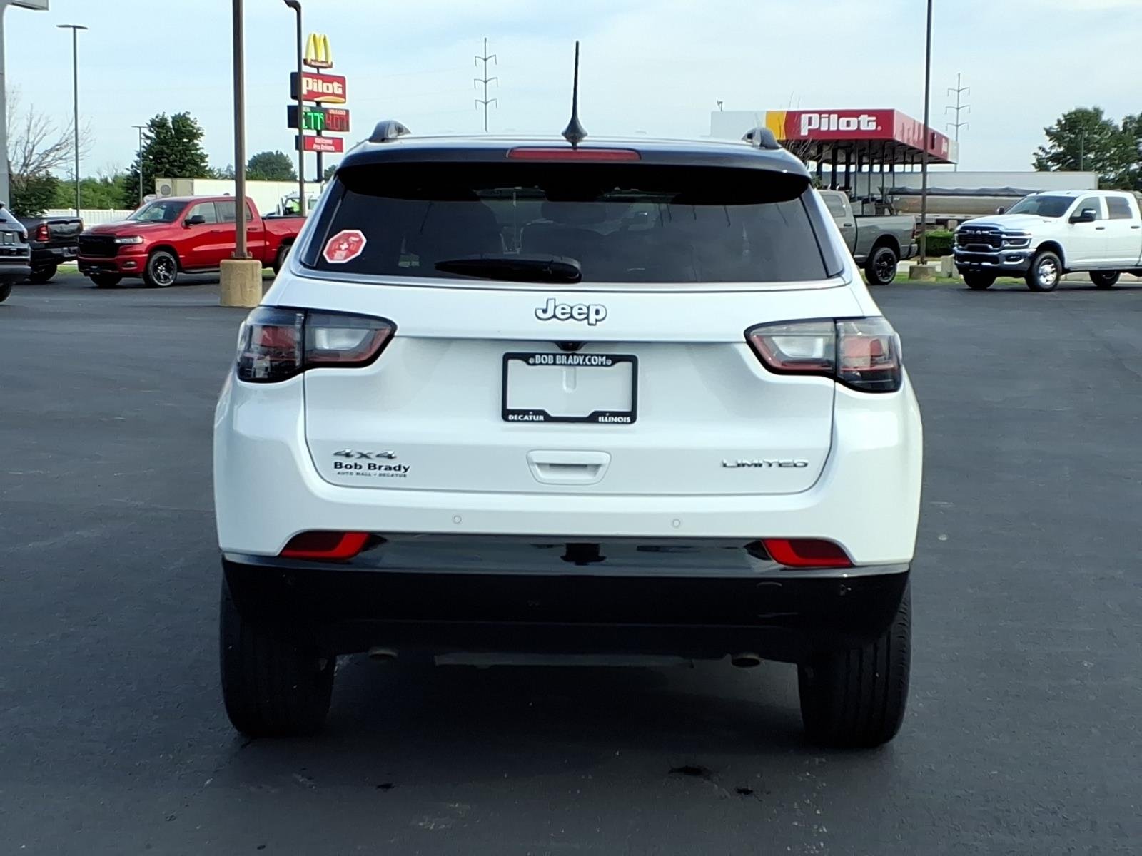 2025 Jeep Compass Limited - Photo 13