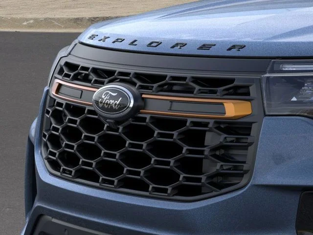 2026 Ford Explorer Tremor - Photo 17