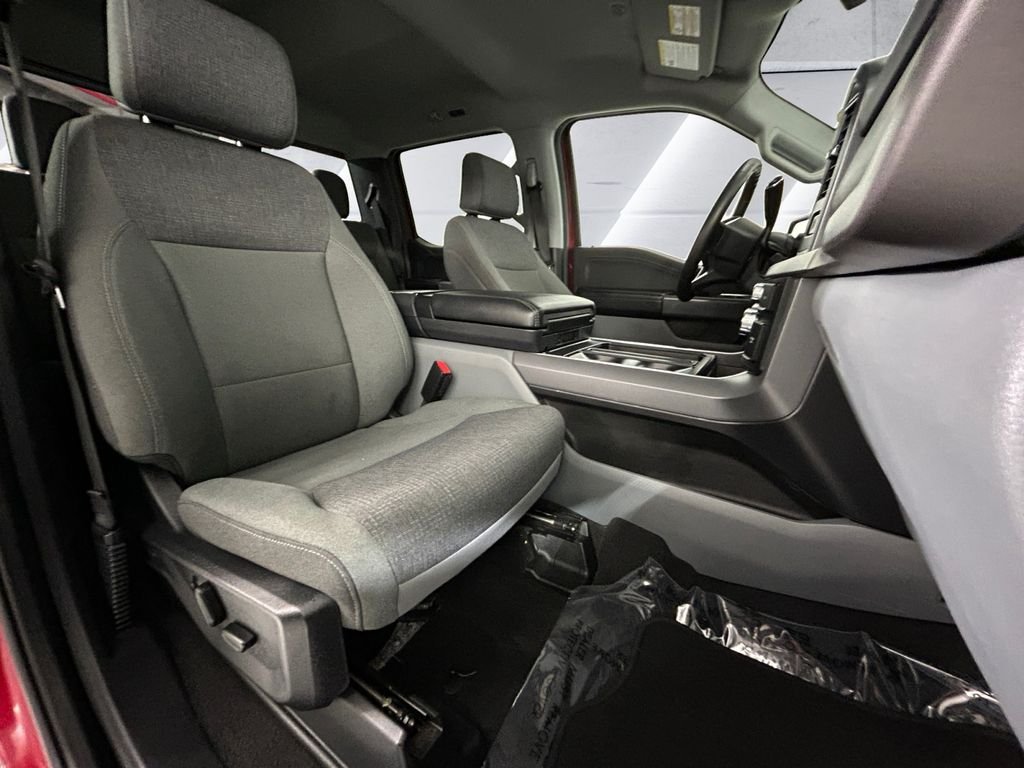 Used 2024 Red Ford XLT image 14