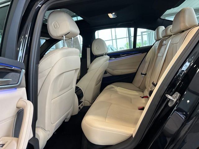 Used 2023 Black BMW 540i xDrive image 17