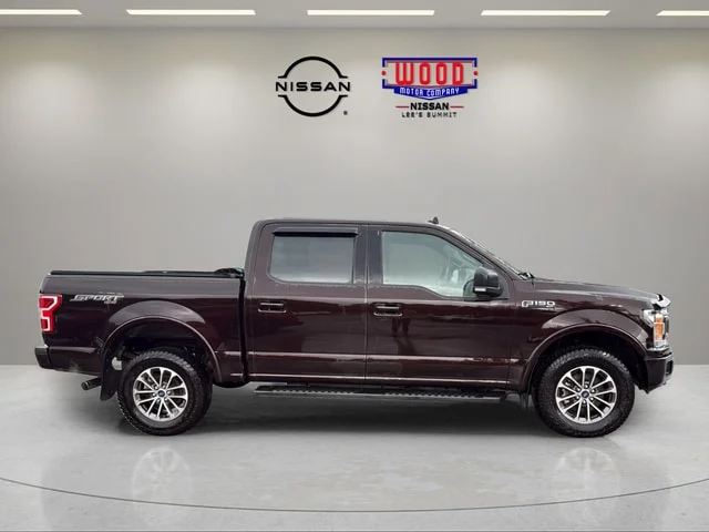 Used 2019 Magma Red Metallic Ford XLT image 2